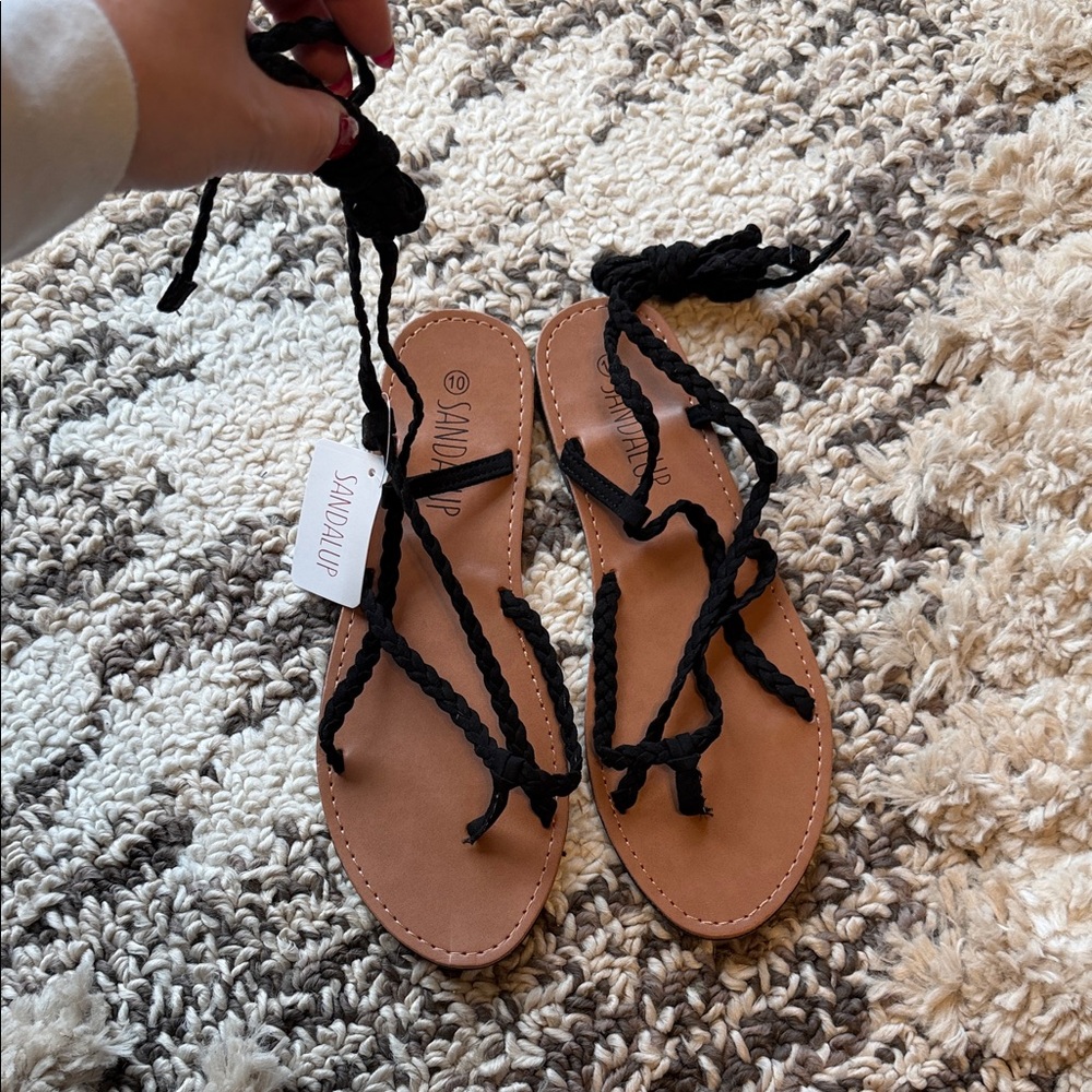 Women's Black Lace-Up Strappy Flat Sandals